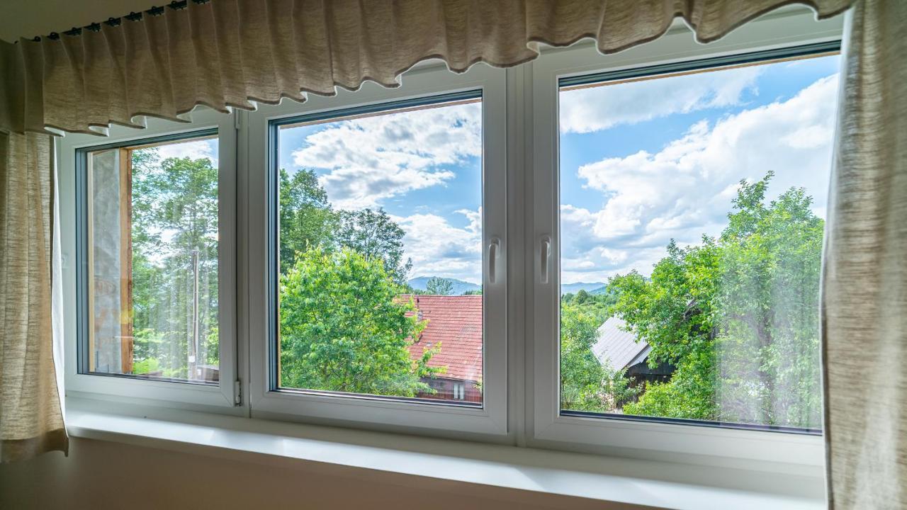 Apartmany Pod Rozsutcom - Zatkov Dvor - Prijazd Do Ubytovania Autom S Pohonom 4X4 Terchová Buitenkant foto