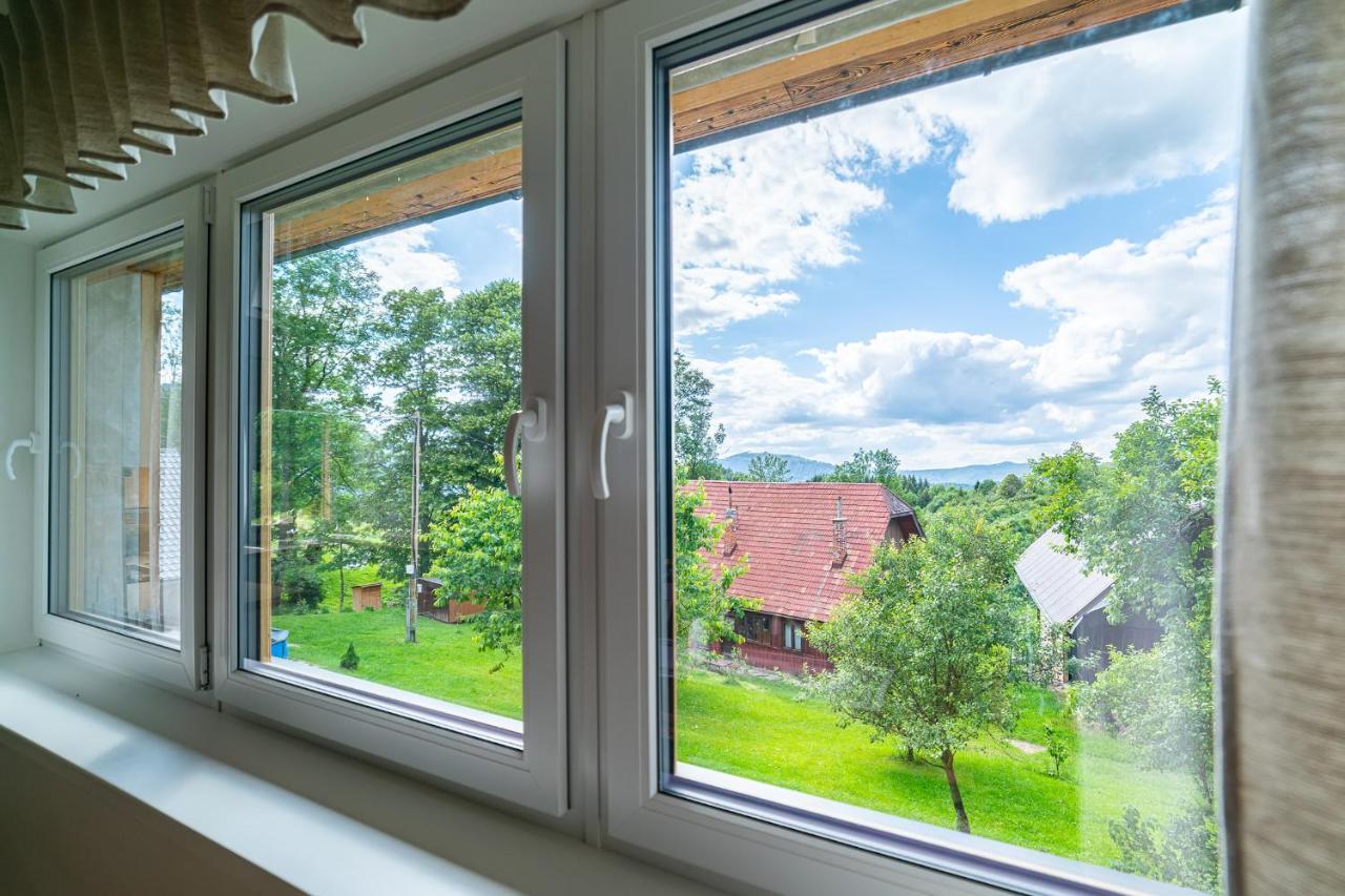 Apartmany Pod Rozsutcom - Zatkov Dvor - Prijazd Do Ubytovania Autom S Pohonom 4X4 Terchová Buitenkant foto